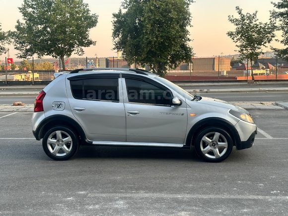 Galeriden Dacia Sandero 1.5 dCi Stepway 2012 Model Gaziantep