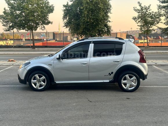 Galeriden Dacia Sandero 1.5 dCi Stepway 2012 Model Gaziantep