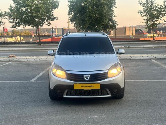 Galeriden Dacia Sandero 1.5 dCi Stepway 2012 Model Gaziantep