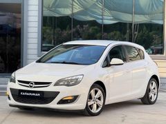 OTOMATİK VİTES OPEL ASTRA 1.4 TURBO 140 HP**150 PEŞİN 36 AY VADE