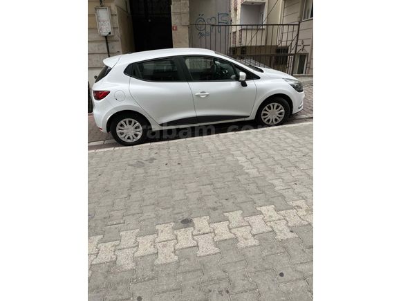 Sahibinden Renault Clio 0.9 TCe Joy 2020 Model 