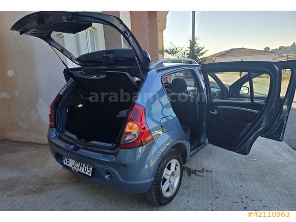 49 BİNDE EMSALSİZ KİLOMETRE KLİMALI DOLU PAKET SANDERO