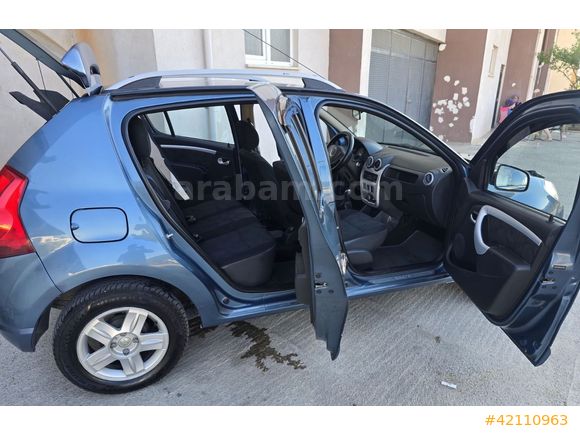 49 BİNDE EMSALSİZ KİLOMETRE KLİMALI DOLU PAKET SANDERO