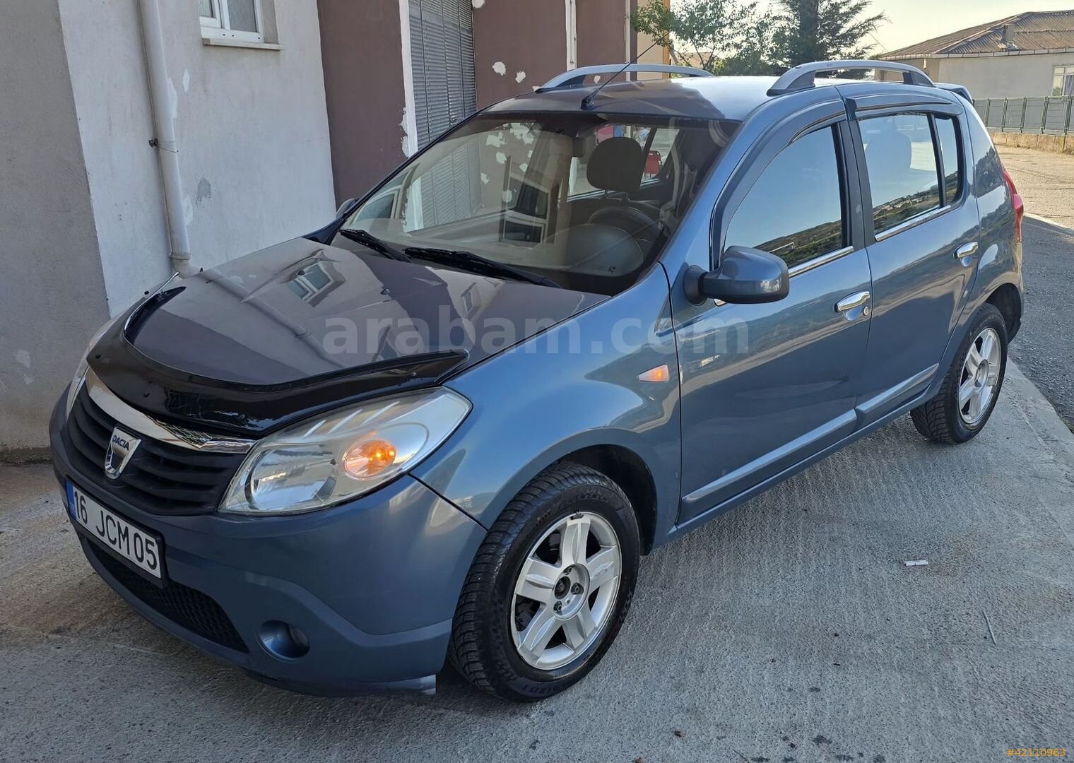 Galeriden Dacia Sandero 1.4 Laureate 2010 Model Kocaeli 49.000 km Mavi 6