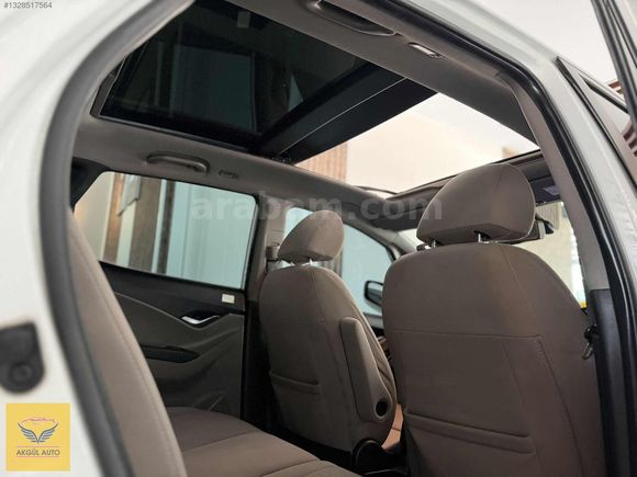 AKGÜL AUTO TEMİZ BAKIMLIDIR CAM TAVANLIDIR BOYASIZ