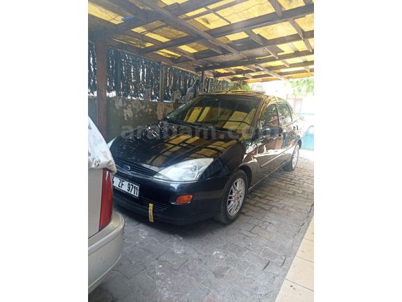 Sahibinden Ford Focus 1.6 Ghia 2001 Model  sanruflu