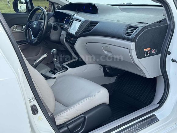 2015 HONDA CİVİC ECO EXECUTIVE BOYASIZ DEĞİŞENSİZ FAB. LPG