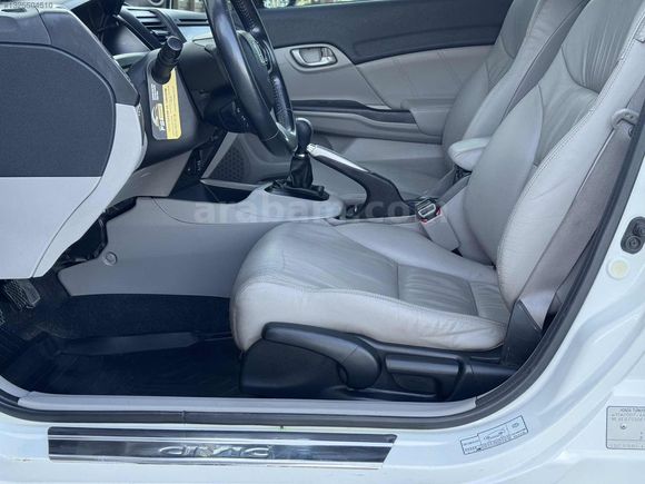 2015 HONDA CİVİC ECO EXECUTIVE BOYASIZ DEĞİŞENSİZ FAB. LPG