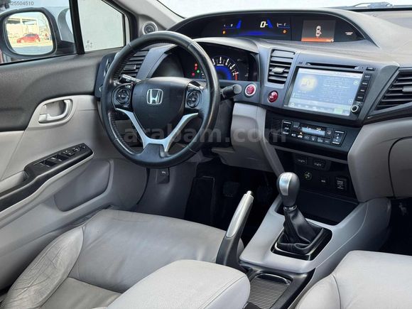 2015 HONDA CİVİC ECO EXECUTIVE BOYASIZ DEĞİŞENSİZ FAB. LPG