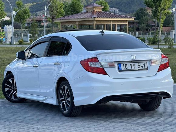 2015 HONDA CİVİC ECO EXECUTIVE BOYASIZ DEĞİŞENSİZ FAB. LPG