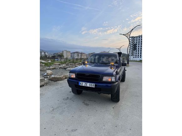 Sahibinden Mazda B2500 2.5 D 1998 Model 