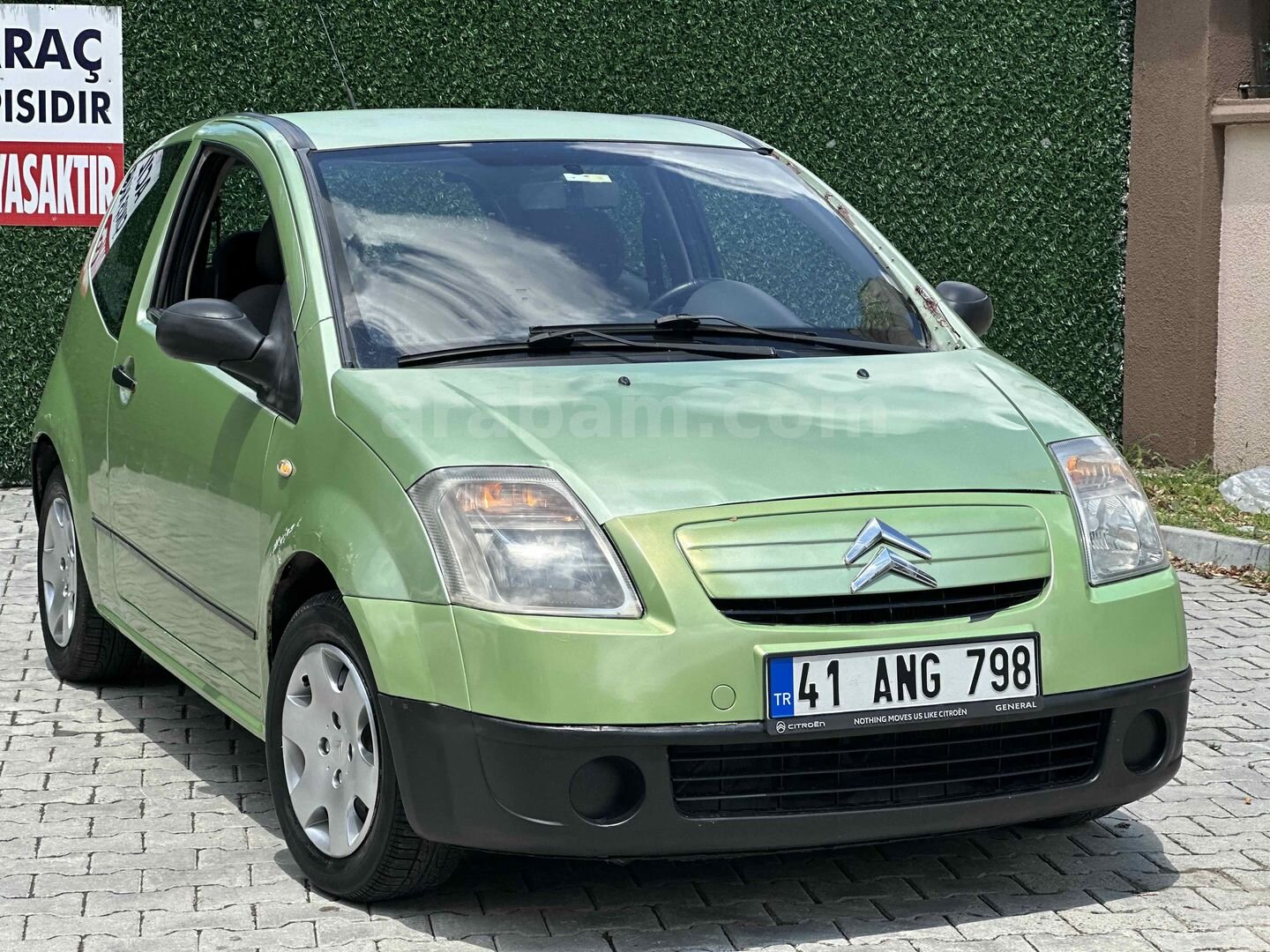 Galeriden Citroen C2 1.4 HDi SX 2004 Model İstanbul 275.000 km Yeşil 1