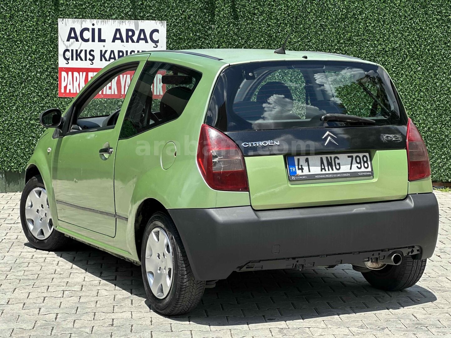 Galeriden Citroen C2 1.4 HDi SX 2004 Model İstanbul 275.000 km Yeşil 6