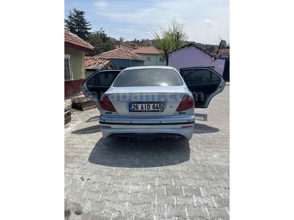 Sahibinden Fiat Marea 1.6 Liberty 2004 Model Takasa açık megan 2  