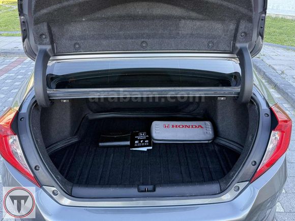 TEMİZYÜREK AUTO 2020 CİVİC 1.6İ-VTEC EXECUTİVE FABRKSYN LPG 60KM