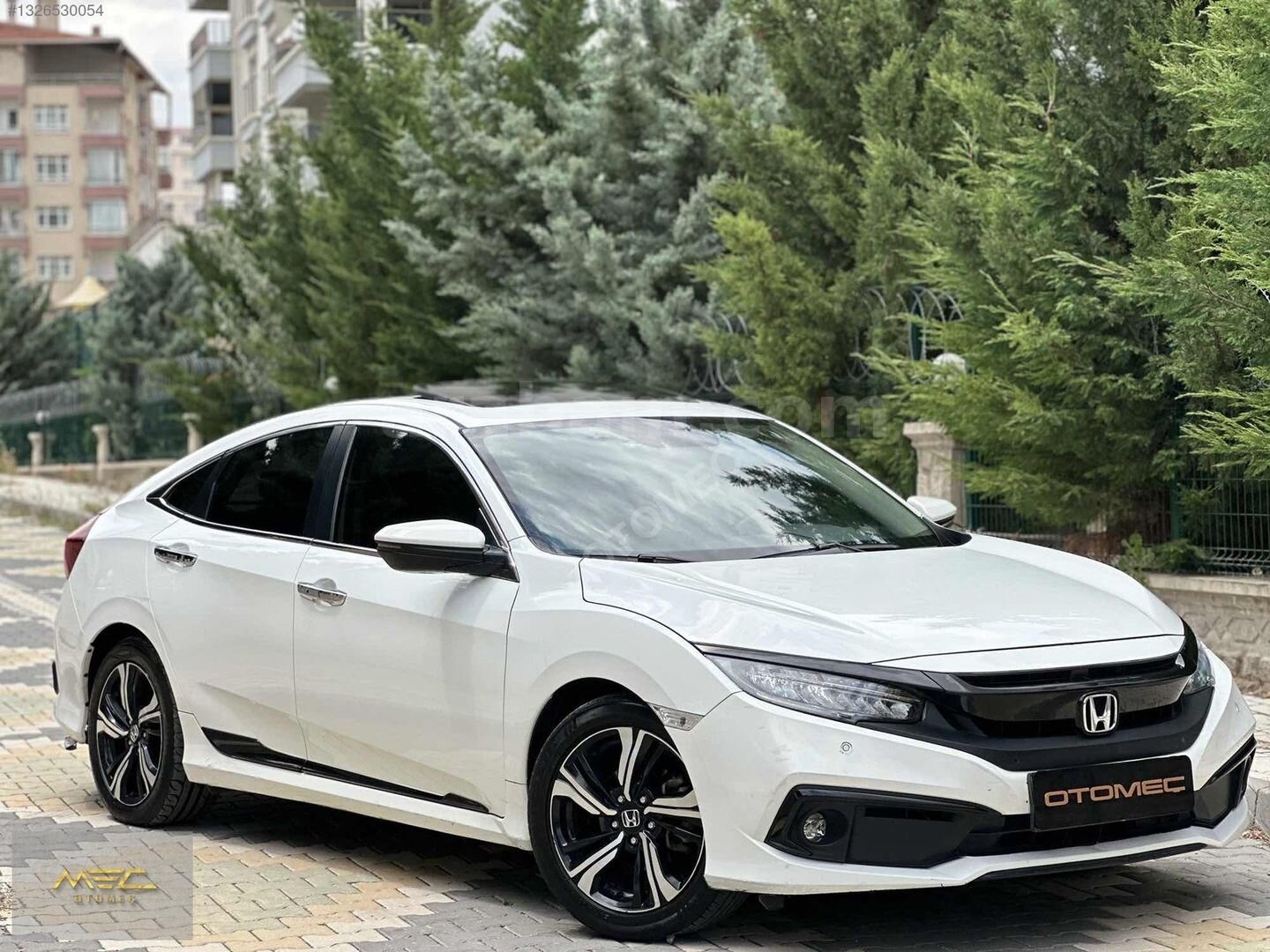 Galeriden Honda Civic 1.6i VTEC Eco Executive 2020 Model Ankara 97.000 km Beyaz 1