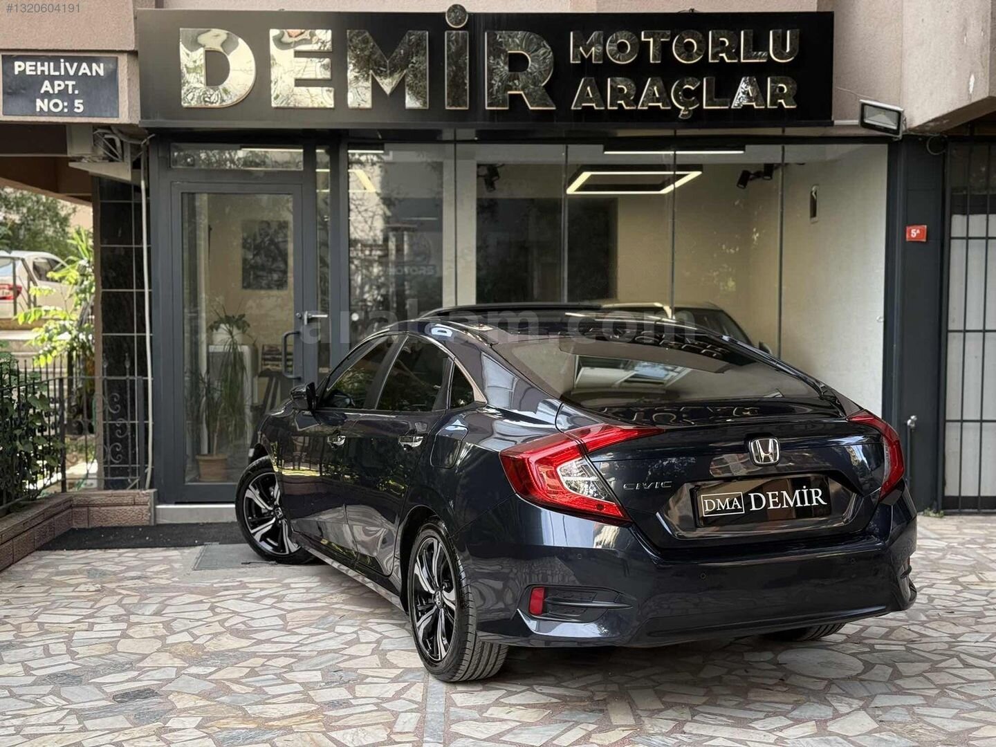Galeriden Honda Civic 1.6i VTEC Eco Executive 2020 Model İstanbul 52.500 km Mavi 4