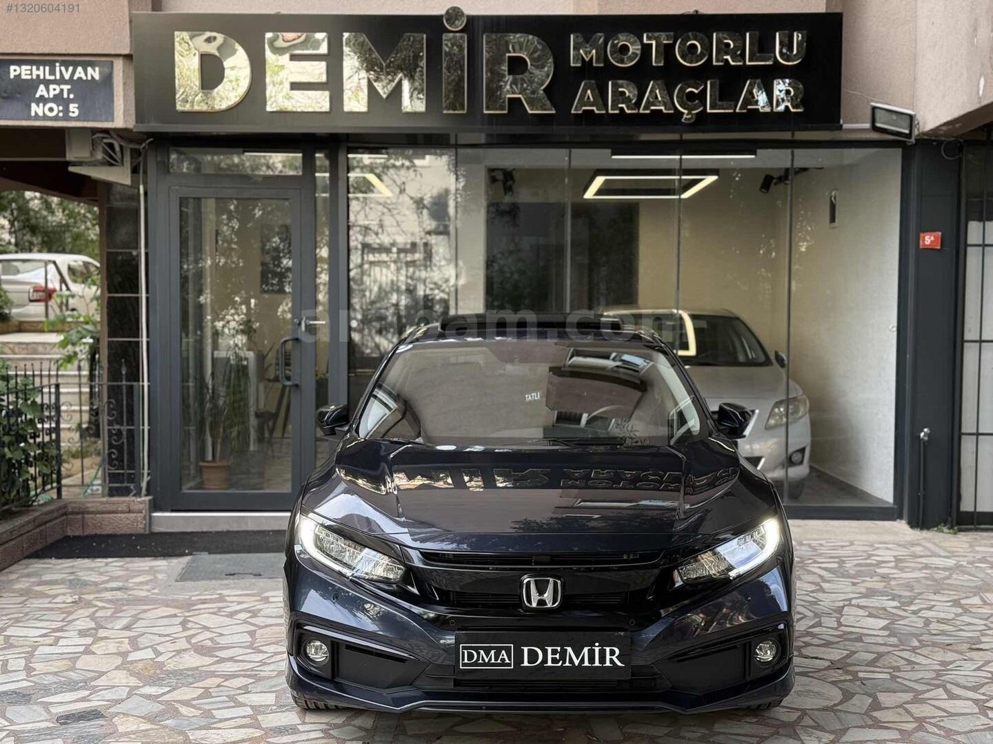 Galeriden Honda Civic 1.6i VTEC Eco Executive 2020 Model İstanbul 52.500 km Mavi 2