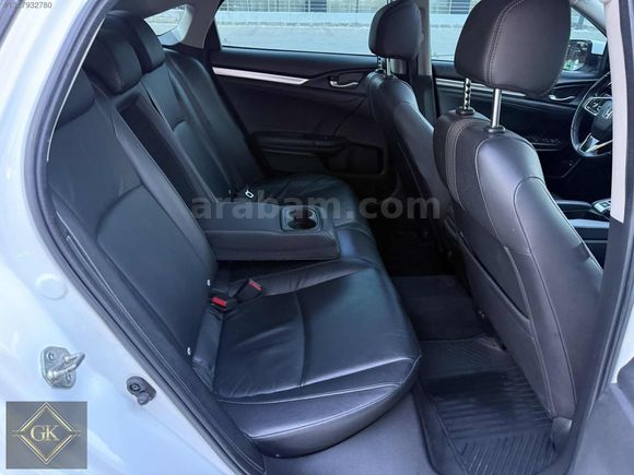 35.000 KM SERVİS BAKIMLI + İLK GÜN GİBİ + FULL DONANIM