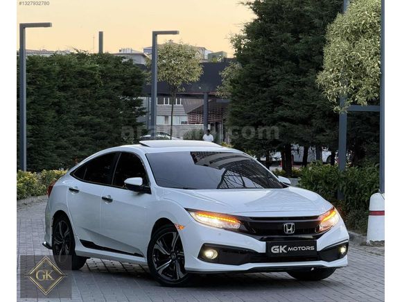 35.000 KM SERVİS BAKIMLI + İLK GÜN GİBİ + FULL DONANIM