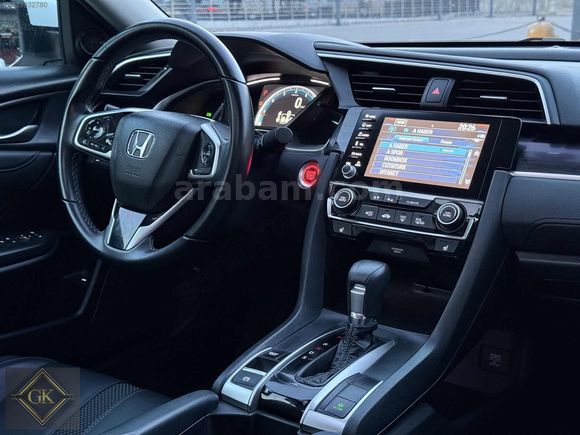 35.000 KM SERVİS BAKIMLI + İLK GÜN GİBİ + FULL DONANIM