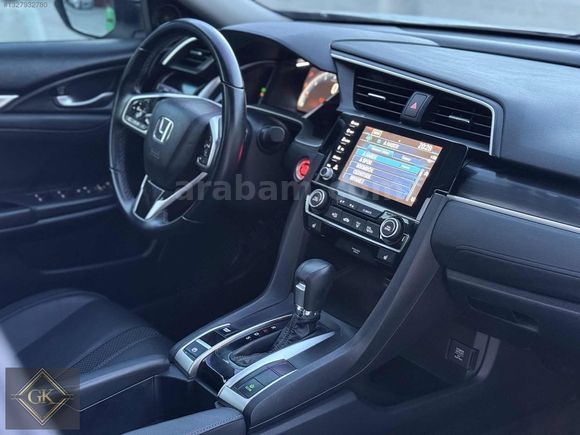 35.000 KM SERVİS BAKIMLI + İLK GÜN GİBİ + FULL DONANIM