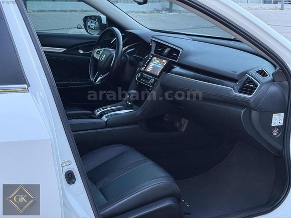 35.000 KM SERVİS BAKIMLI + İLK GÜN GİBİ + FULL DONANIM