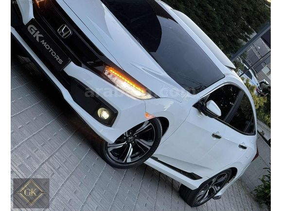35.000 KM SERVİS BAKIMLI + İLK GÜN GİBİ + FULL DONANIM