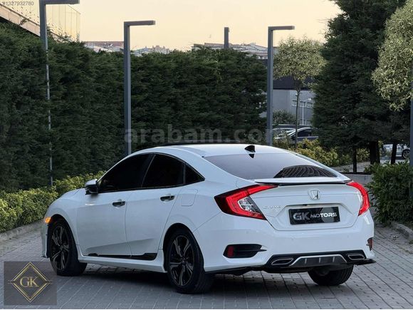 35.000 KM SERVİS BAKIMLI + İLK GÜN GİBİ + FULL DONANIM