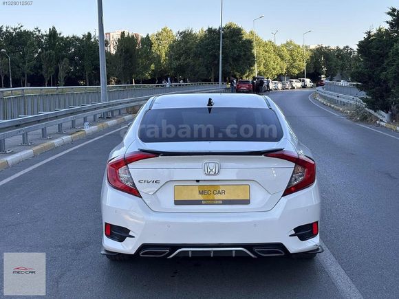 2021 HATASIZ 60 BİN KM/ SANRUF/DERİ KOLTUK/K.ISITMA