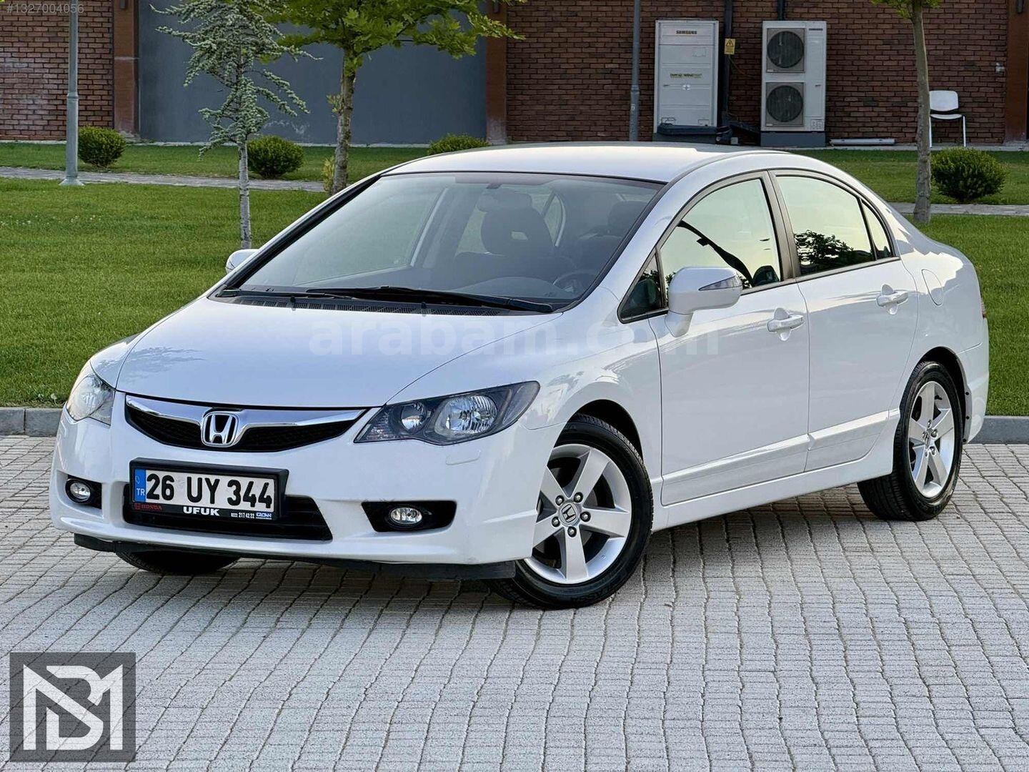 Galeriden Honda Civic 1.6i VTEC Premium 2011 Model Eskişehir 35.000 km Beyaz 2