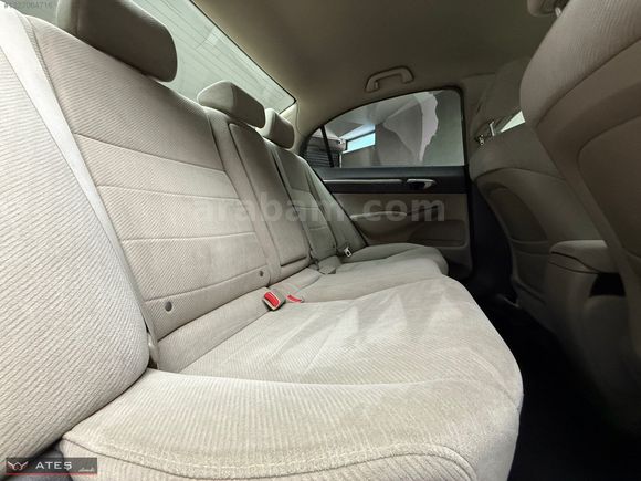 ORJİNAL DEĞİŞENSİZ HONDA CİVİC 1.6 İ-VTEC PREMİUM