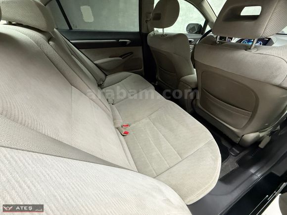 ORJİNAL DEĞİŞENSİZ HONDA CİVİC 1.6 İ-VTEC PREMİUM