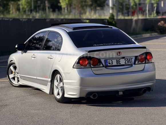 Sahibinden Honda Civic 1.6i VTEC Premium 2009 Model 