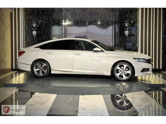 ASLANOĞLU PLAZA'DAN 2022 HONCA ACCORD 1.5 VTEC EXECUTİVE PLUS