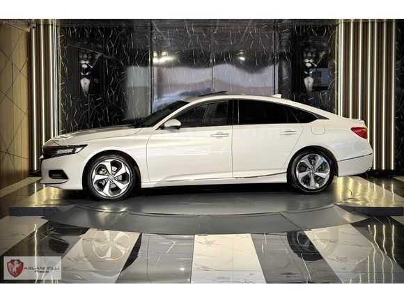 ASLANOĞLU PLAZA'DAN 2022 HONCA ACCORD 1.5 VTEC EXECUTİVE PLUS