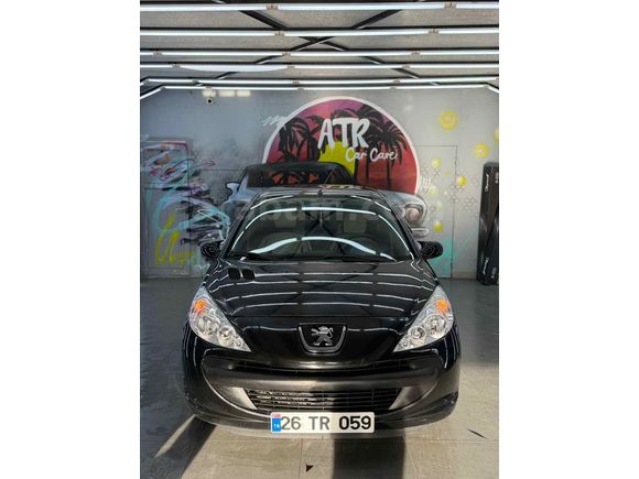 Peugeot 206+ 1.4 Comfort 2010 Model 