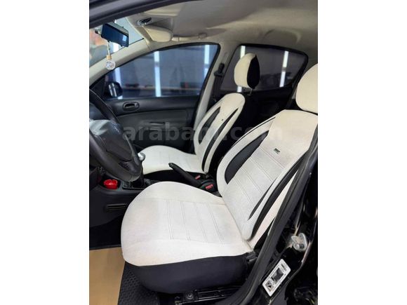 Peugeot 206+ 1.4 Comfort 2010 Model 