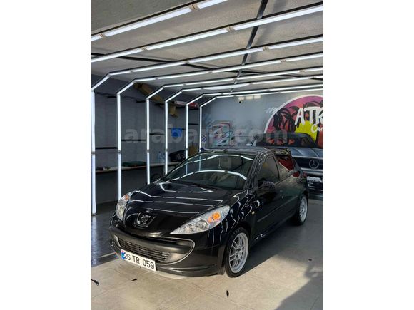 Peugeot 206+ 1.4 Comfort 2010 Model 
