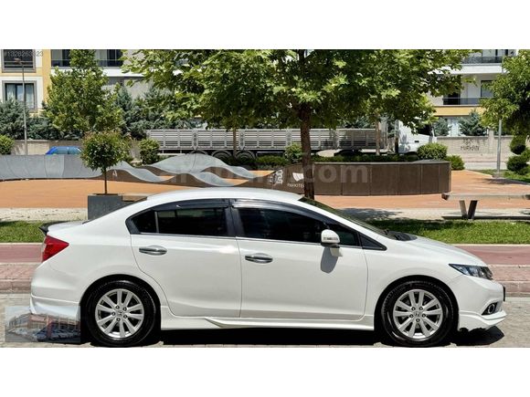 2012 MODEL HONDA CİVİC DEGİŞENSİZ ECO PREMIUM