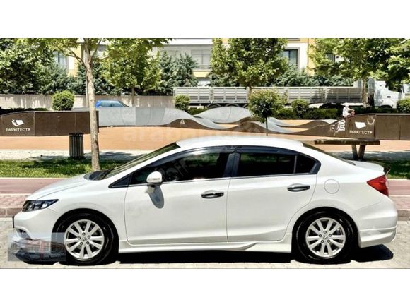 2012 MODEL HONDA CİVİC DEGİŞENSİZ ECO PREMIUM