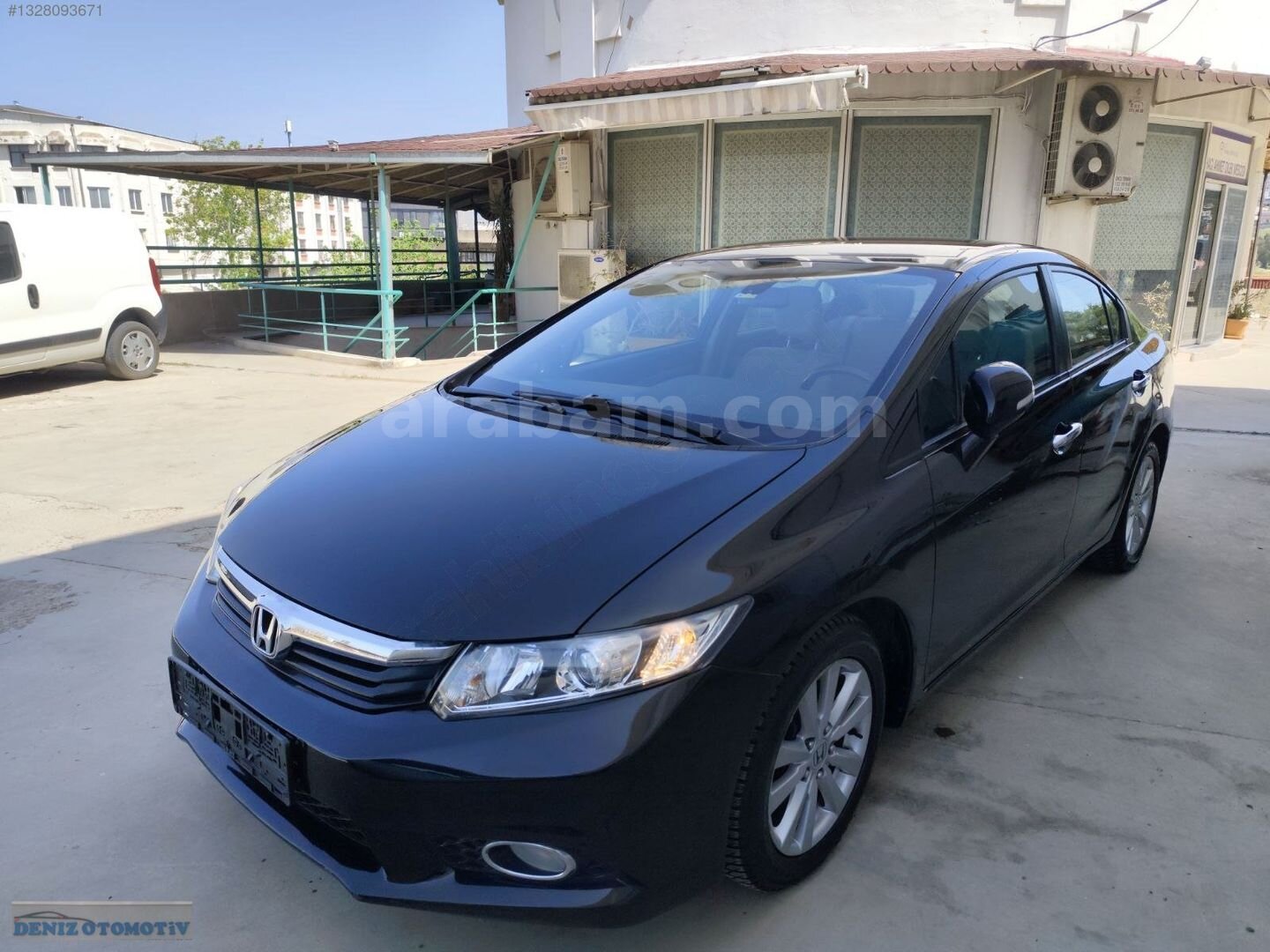 Galeriden Honda Civic 1.6i VTEC Eco Premium 2012 Model İzmir 176.120 km Siyah 4