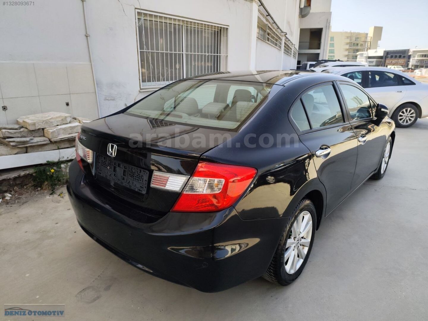 Galeriden Honda Civic 1.6i VTEC Eco Premium 2012 Model İzmir 176.120 km Siyah 2