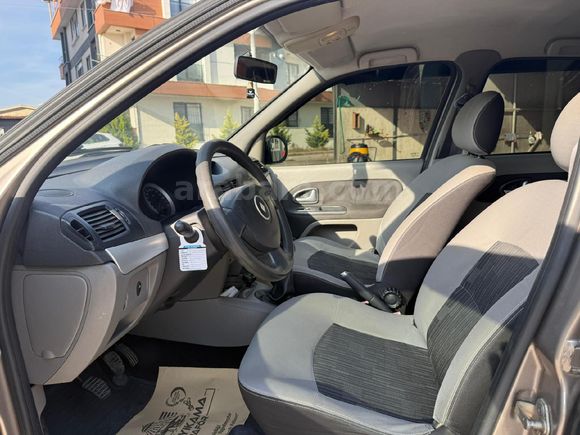 Sahibinden Renault Symbol 1.5 dCi Expression 2009 Model  194.360 km Bej
