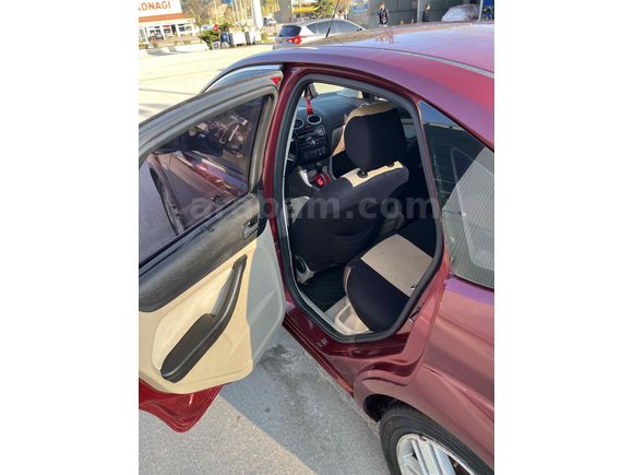 Sahibinden Ford Focus 1.6 Ghia 2005 Model 