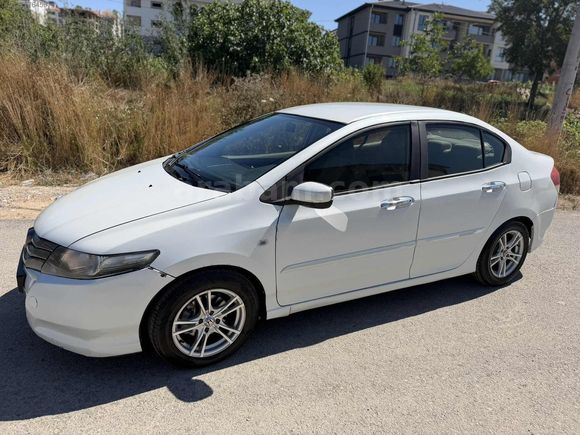 HONDA CİTY 1.4 LS 140 BİN KM