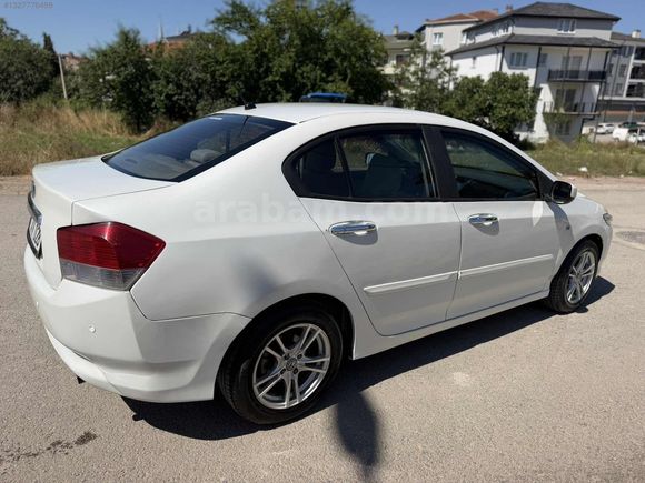 HONDA CİTY 1.4 LS 140 BİN KM