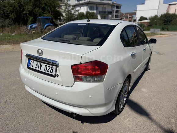HONDA CİTY 1.4 LS 140 BİN KM