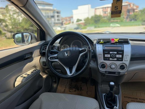 HONDA CİTY 1.4 LS 140 BİN KM