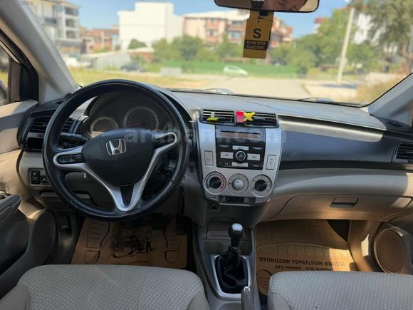 HONDA CİTY 1.4 LS 140 BİN KM